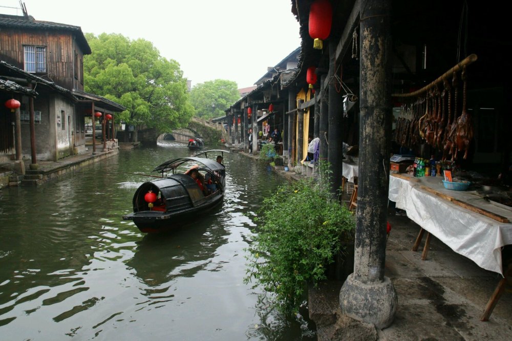 浙江一座文化古镇建筑风格传承了典型的江南水乡特色
