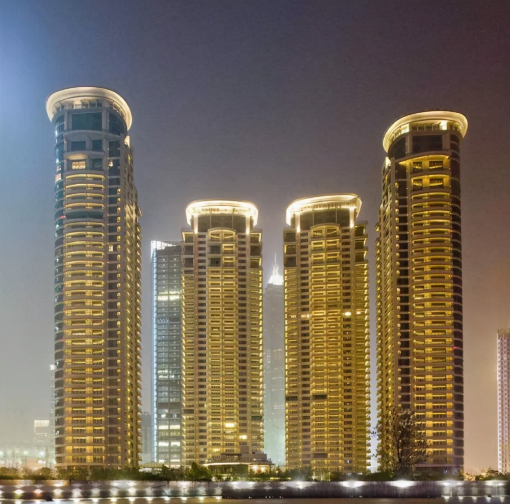 上亿豪宅只是标配!上海的"五大豪华小区",网友:我只配吃土