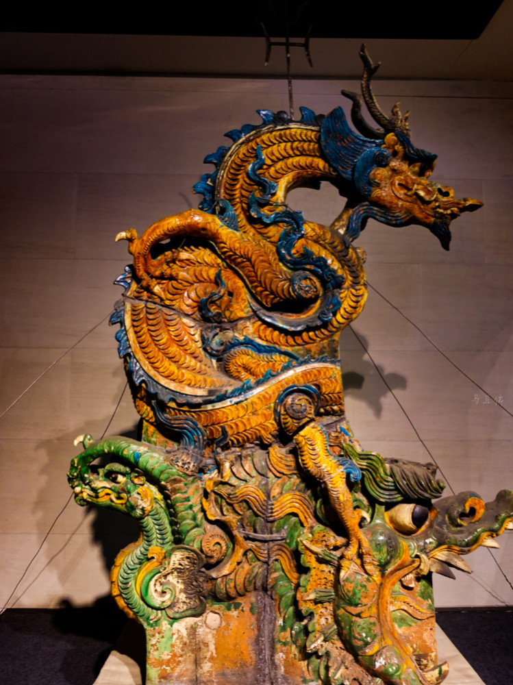 誉为琉璃之乡的山西小城处处金碧辉煌故宫不少琉璃工匠来自这里