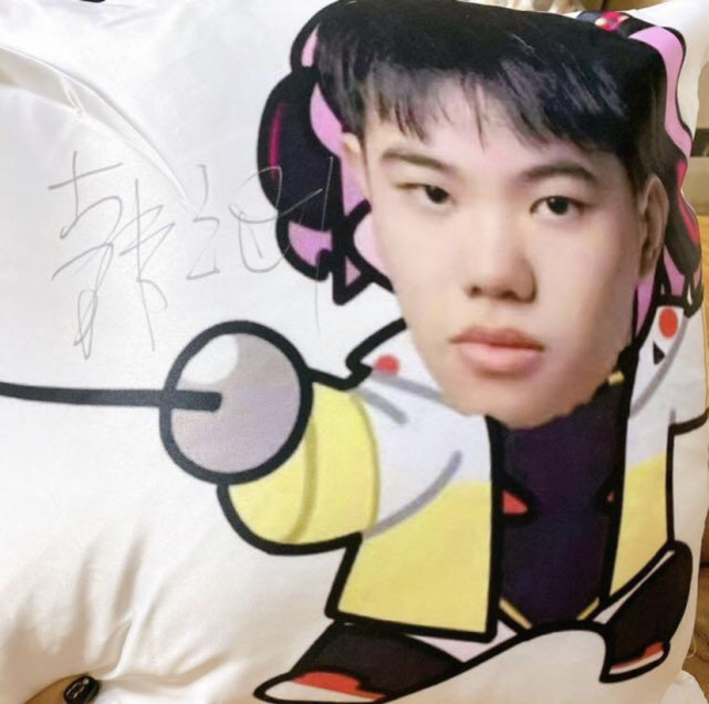 王者荣耀韩涵与甜甜珂闹掰竟是因为叫父