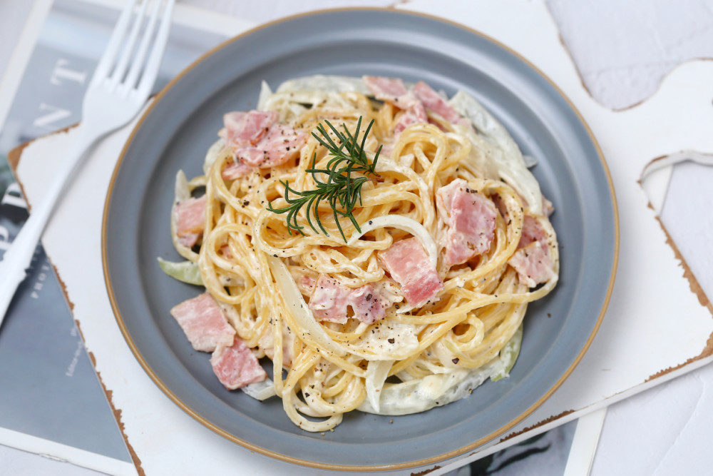 完美复刻西餐厅培根芝士意面奶香浓郁好吃到舔盘简单又实惠