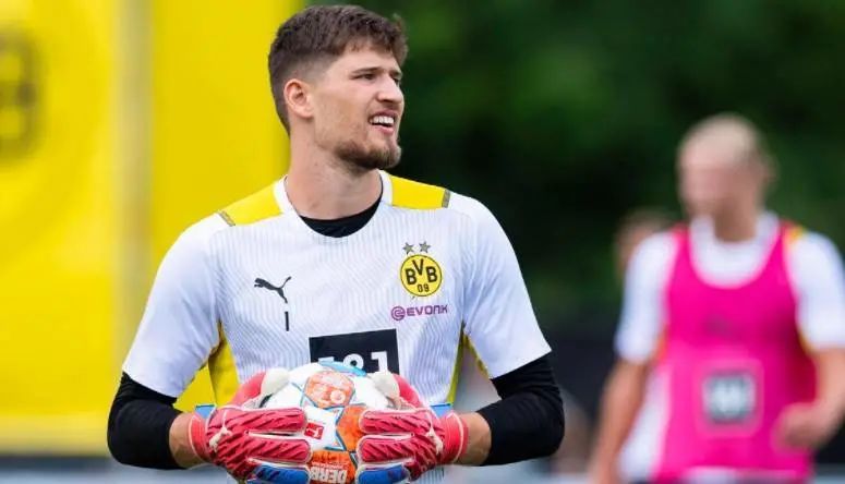 科贝尔:哈兰德是进球机器;我的偶像是诺伊尔