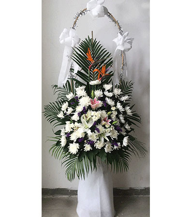 白事花篮:送几个白事花篮合适,白事花篮价钱贵不贵?