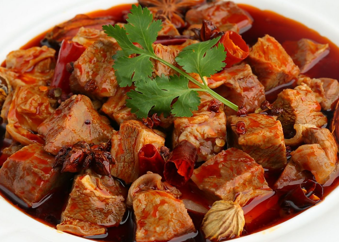 分享一款家常版本的红烧牛肉,软嫩鲜甜又营养,孩子爱吃的美味