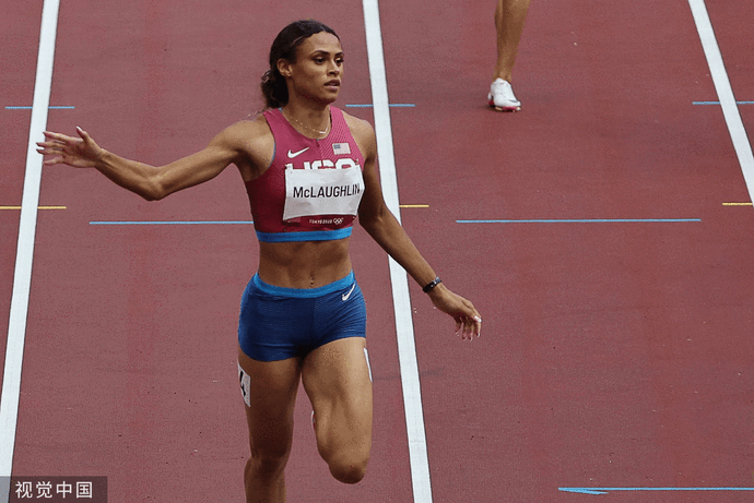 田径女子400米栏 美国选手破世界纪录夺金