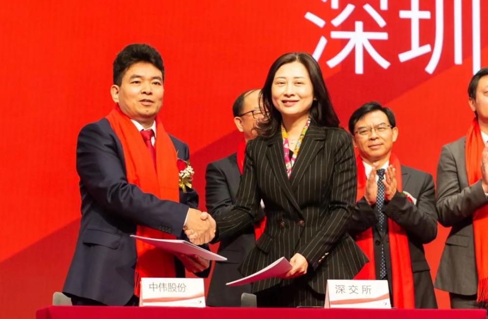 结语:随着新能源汽车行业的发展已成必然趋势,中伟股份的前景也愈加