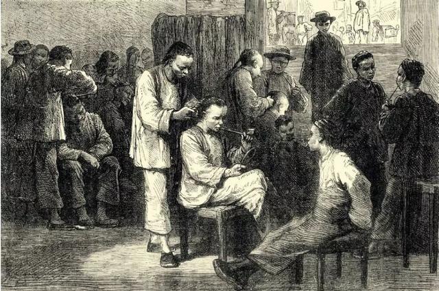 清朝统治者对此进行了暴力压制,例如1645年发生的嘉定三屠与"剃发易服