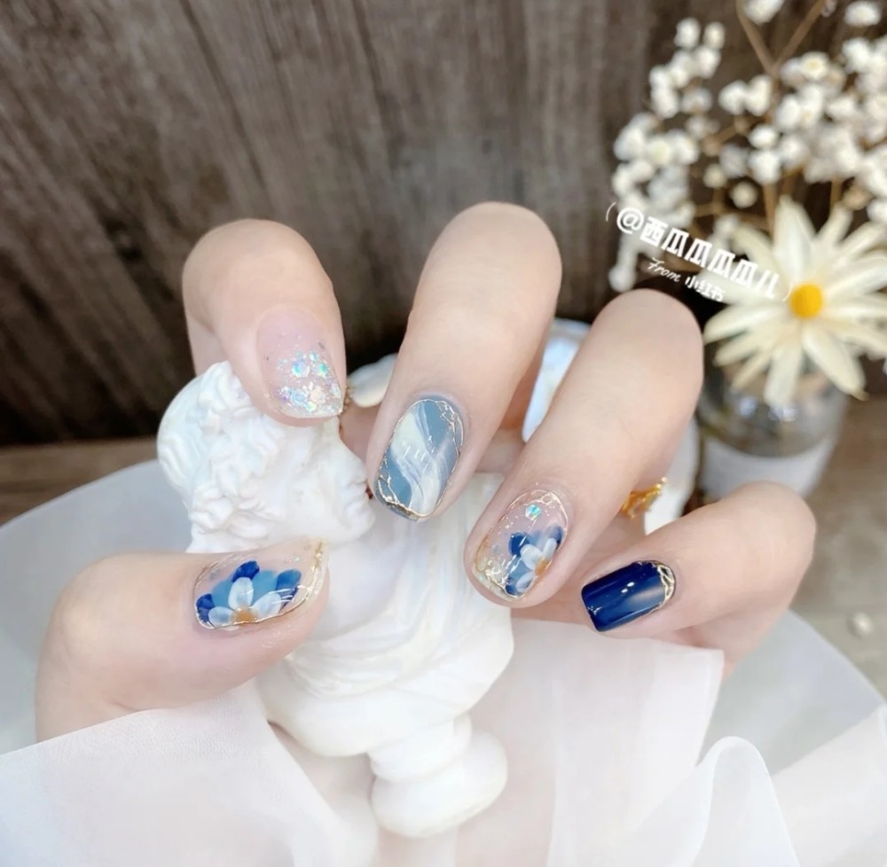 夏日复古冰茶花|雾霾蓝油画风彩绘美甲