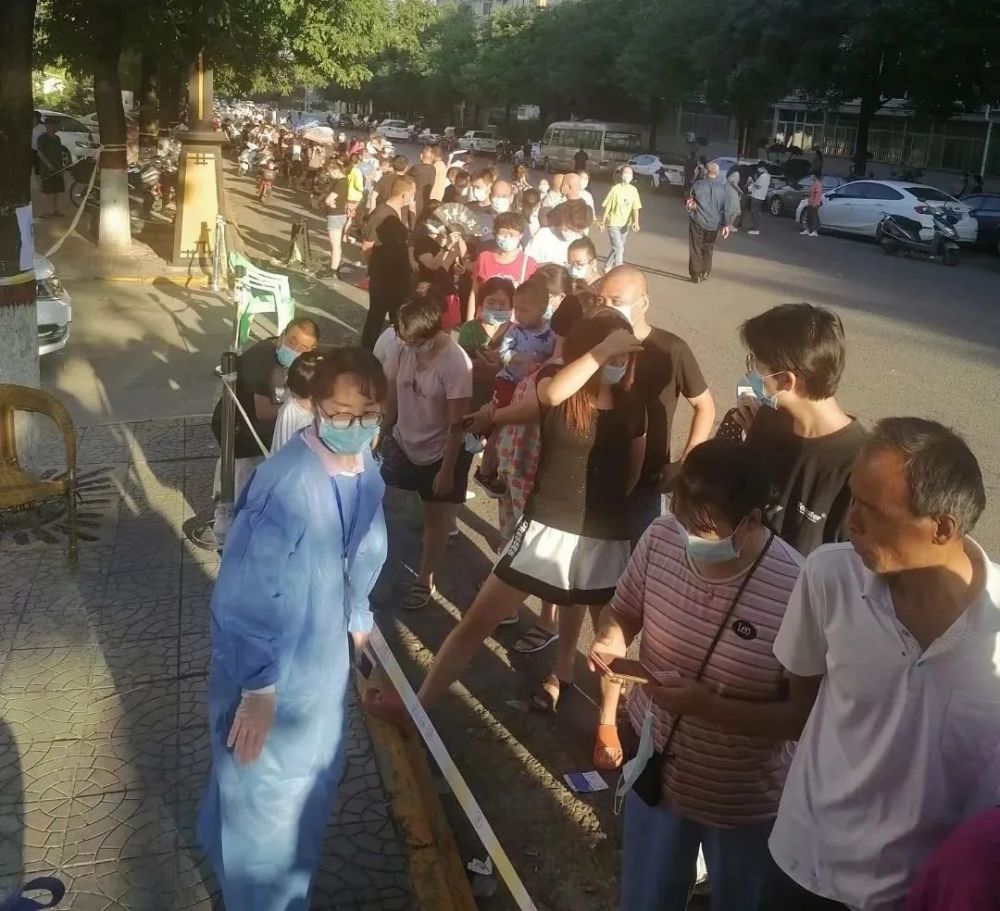 坚决防止疫情反弹,与此同时,西安市临潼区疫情防控指挥部再次对各项