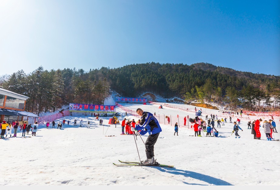 岳西滑雪场图片