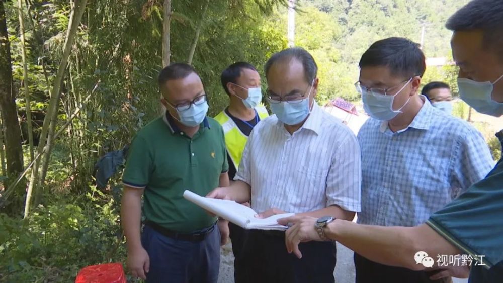 余长明徐江梁正华夏于峰等率队督导疫情防控等工作