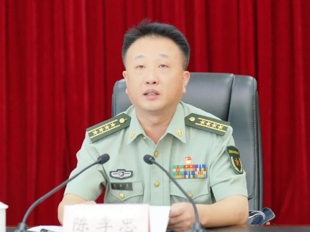 龙南区市领导干部会议召开宣布省委赣州市委关于龙南市党政主要领导