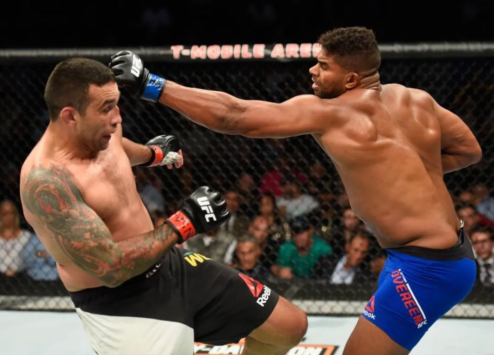 八角笼里的"奥运冠军"_腾讯新闻