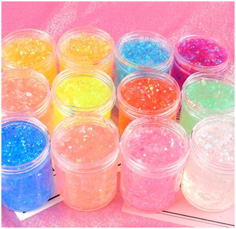 色彩艳丽,玩法多变且深受小朋友喜爱的水晶泥怎么会给眼睛带来