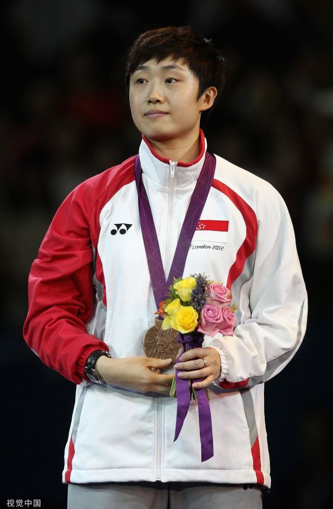 先看男选手,代表美国出战团体赛的周鑫,澳大利亚的严新,胡海明都属于