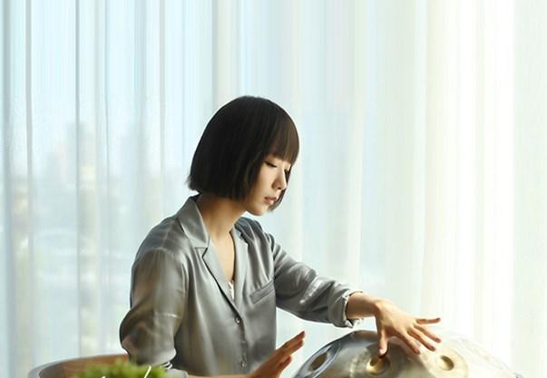 女 霸道总裁 尤珊珊( 王珞丹 饰)