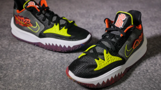 欧文low4篮球鞋开箱测评配置和颜值都是后卫篮球鞋顶配