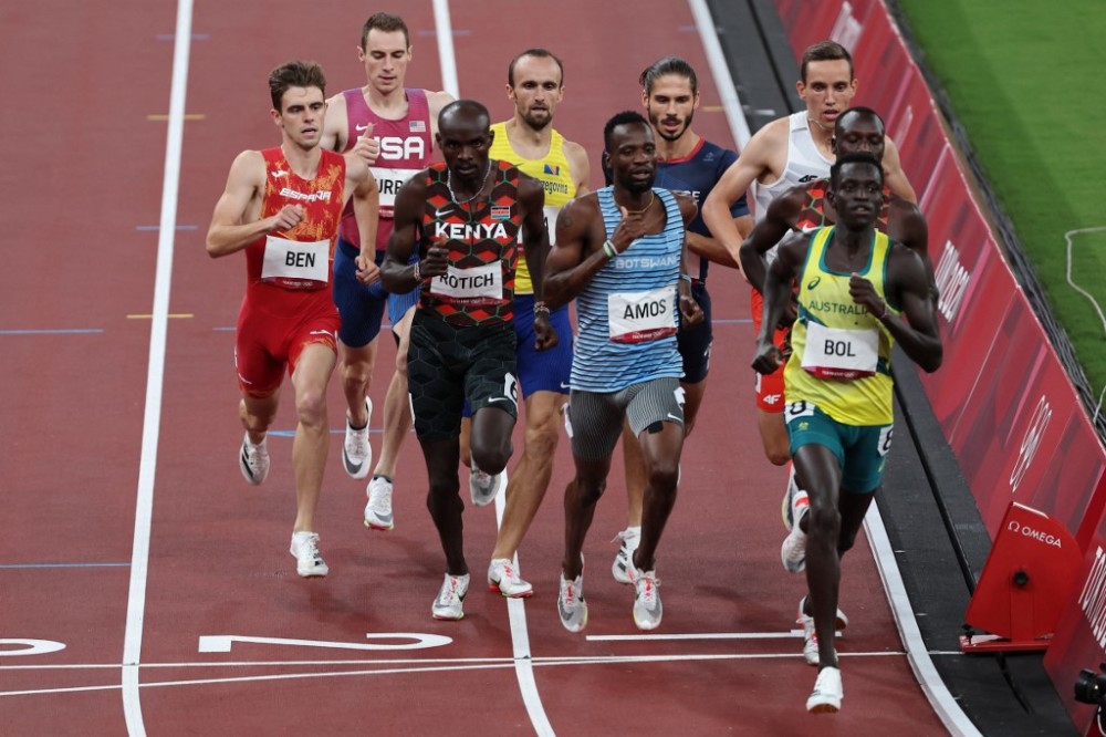 奥运金牌-男子800米肯尼亚选手克里尔1分钟45秒06夺金