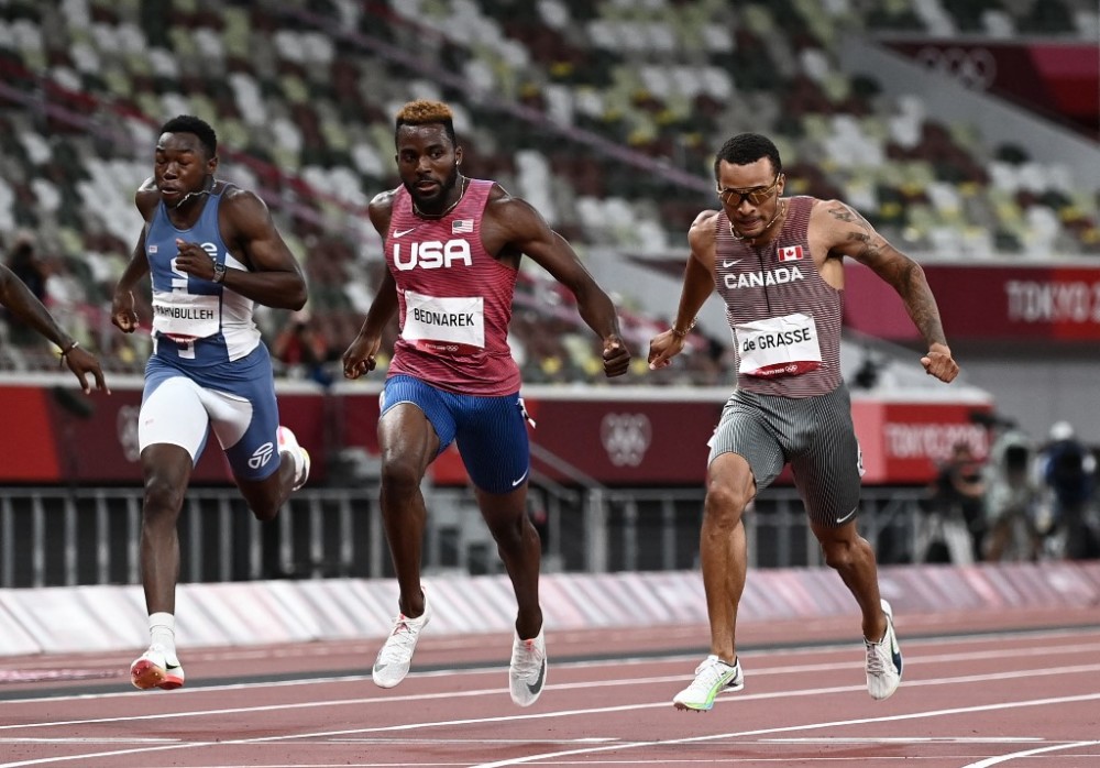 奥运金牌男子200米加拿大选手德格拉塞力压美国3人摘金