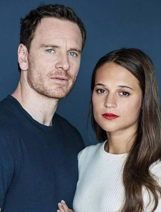 法鲨坎妹要有小宝宝了_腾讯新闻