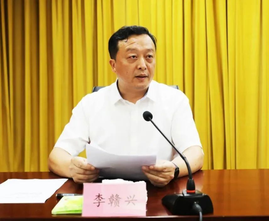 南康新一届党政正职履新何善锦任南康区委书记67李赣兴提名为南康区