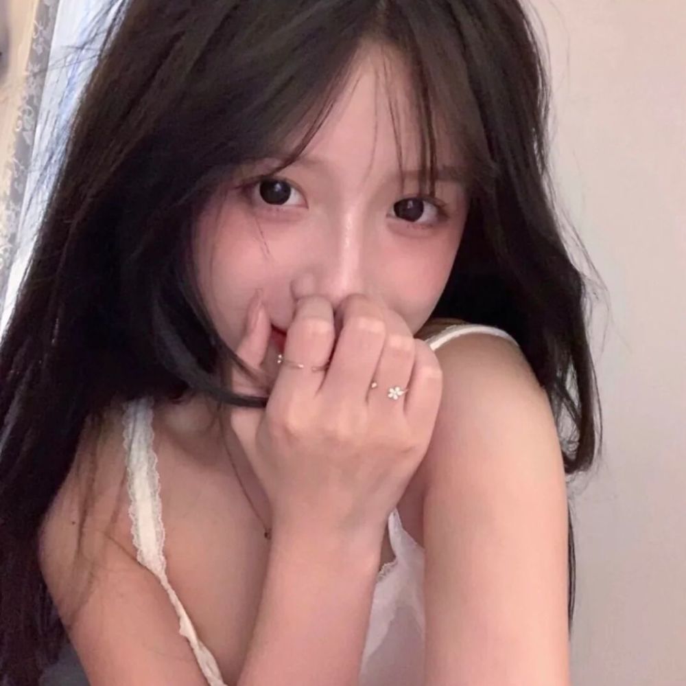 招桃花夏日温柔甜甜女生头像392