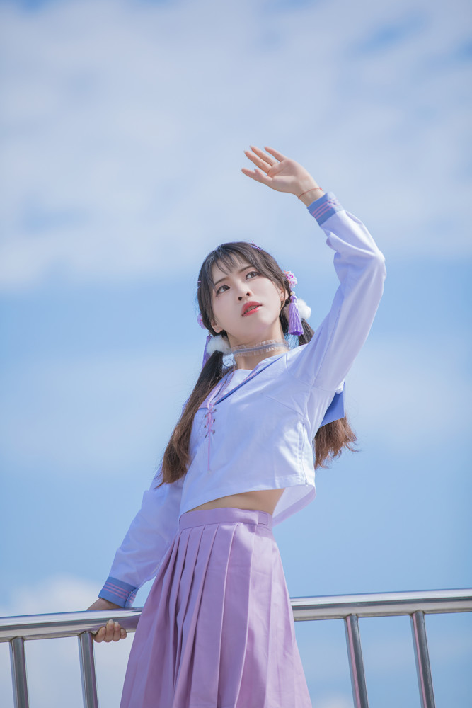 瓣白淡紫霜 幽影不敢猜 怕日光懶卻jk紫陽花少女 66k動漫網