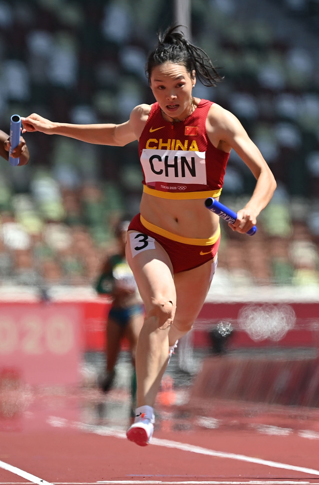东京奥运会田径女子4x100米接力中国队晋级决赛3