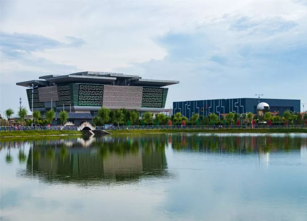 朔州一图书馆闭馆通知