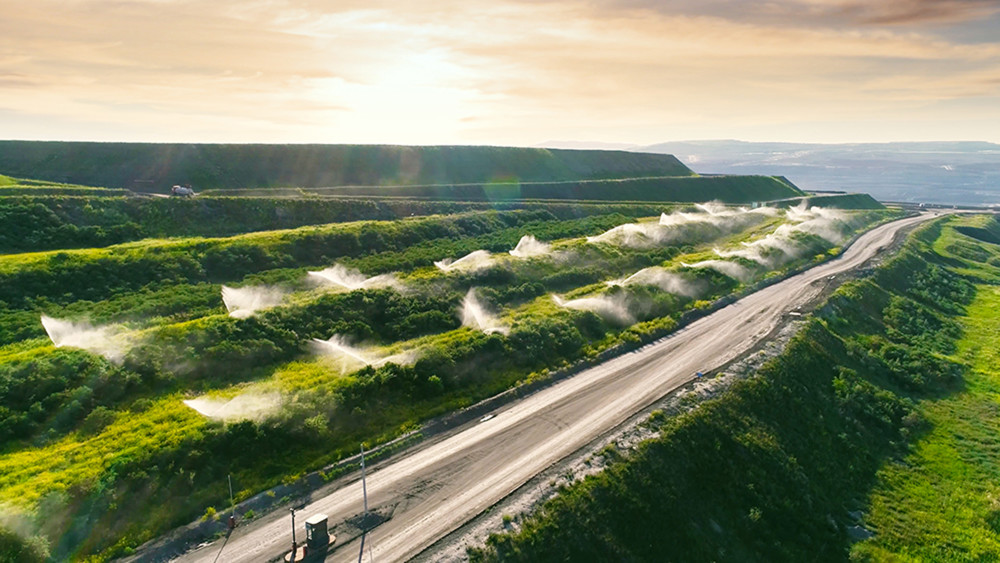 满目青山满目春:锡林郭勒盟西乌珠穆沁旗绿色矿山建设成效显著