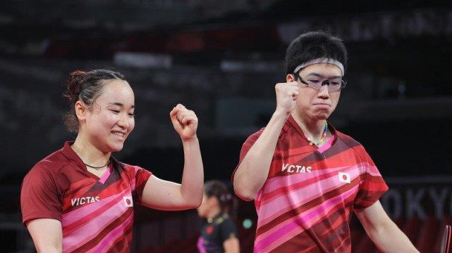 水谷隼遭到了日本网民谴责,很多人怒斥他"不务正业",讽刺他"有老婆