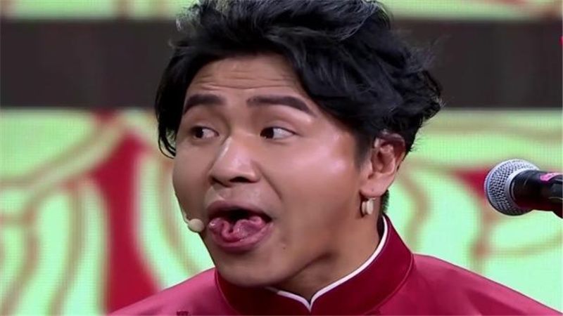 起码,脑子很灵活,嘴很溜,舌头很好使.欧弟当然是有才华的.