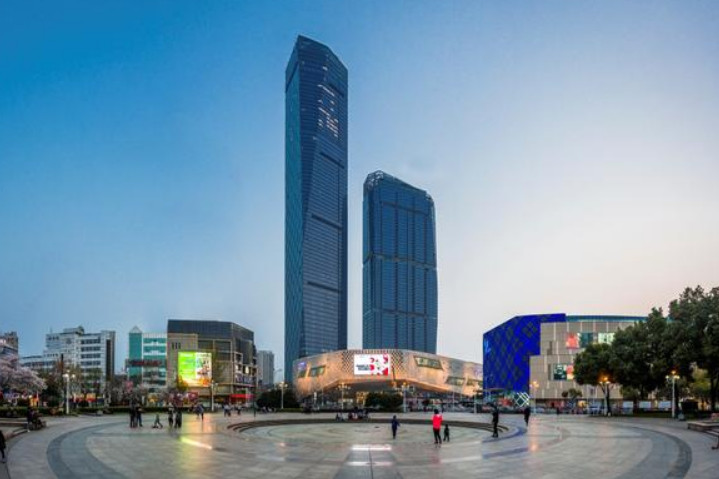 镇江耗资48亿的地标建筑高34185米俯瞰全城被赞城市之眼