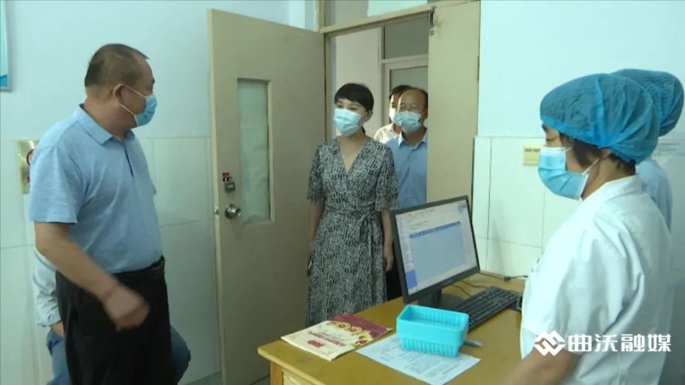 于彩霞一行还前往北董卫生院,北下郇村检查了疫情防