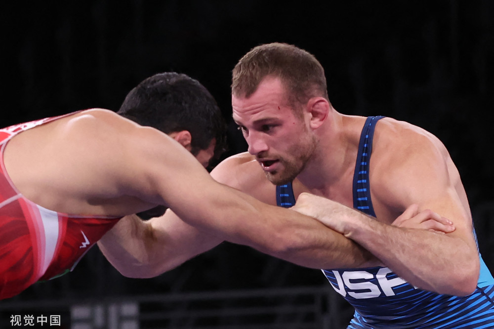 奥运金牌-摔跤男子自由式86公斤级决赛 美国选手夺冠