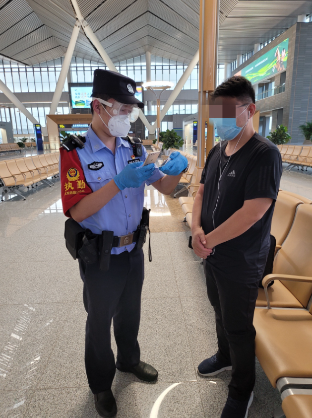 北京朝阳站执勤民警护目镜重新上岗全员已完成核酸检测