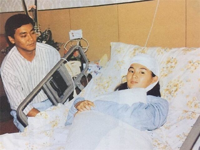 负心的尔冬升,离开余安安,放弃张曼玉,丁克到60岁跟别人生娃_腾讯新闻