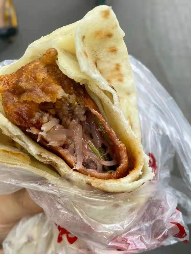 天津西北角的大饼卷圈5小时卖1200份太香了