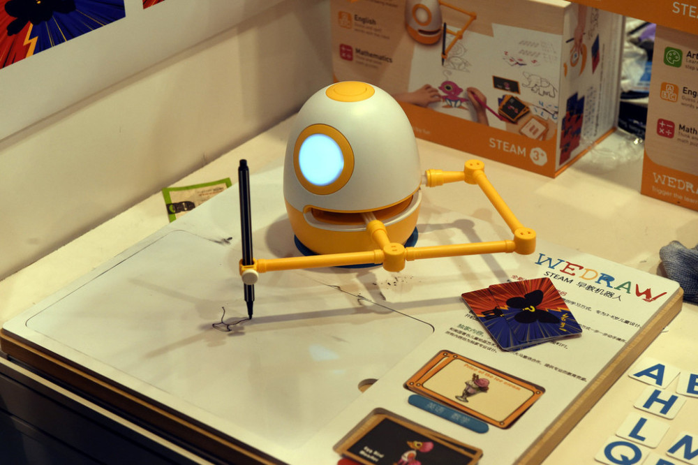 抄作业神器卖脱销老板却高兴不起来学生还没自己写得好