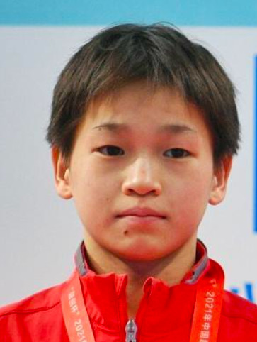 14岁的跳水小将全红婵,以历史最高分466.