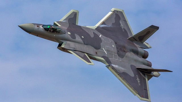 一次出现15架歼20战机中国装备数量将超400无惧任何威胁和挑战