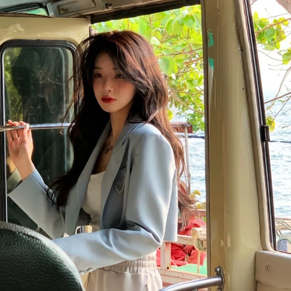 女生头像人间繁杂