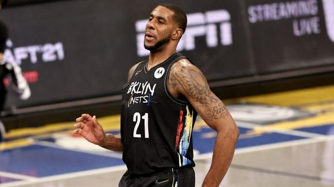阿尔德里奇 阿尔德里奇考虑重返NBA，回篮网去抗衡湖人吧！
