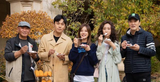 现实题材剧《学区房》来袭,赵薇重返小荧幕,搭档秦昊演夫妻