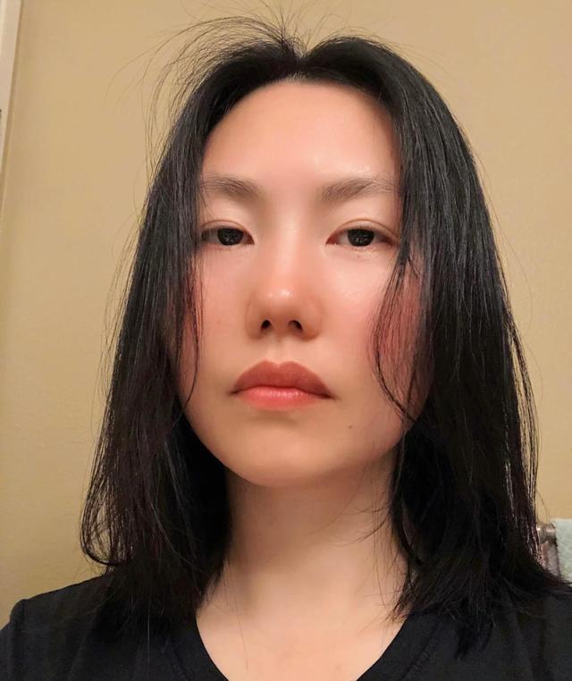 女生嘴角下垂太难看坚持这样做练成微笑唇也不难