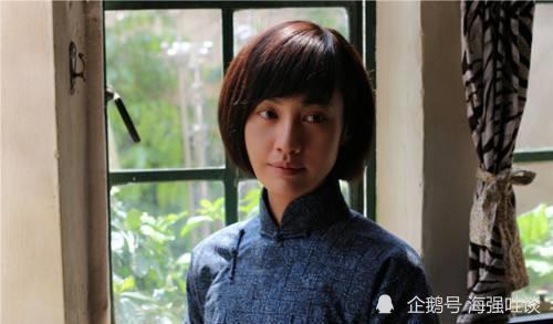 受到父亲牵连,遭受很多苦难,面对周围的压力,儿女的不理解,陈琏是孤苦