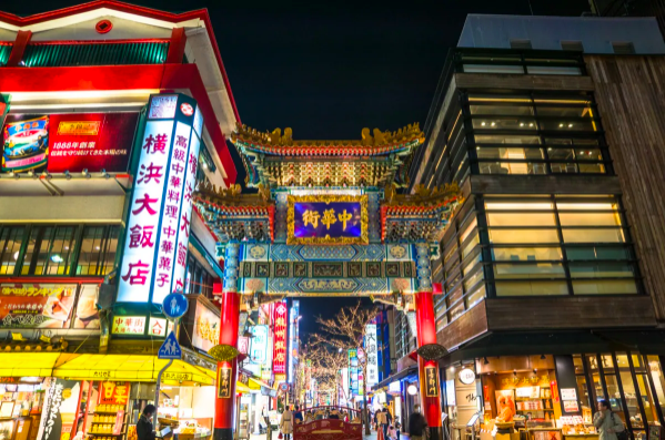 留学生活唐人街里蕴含的情与味