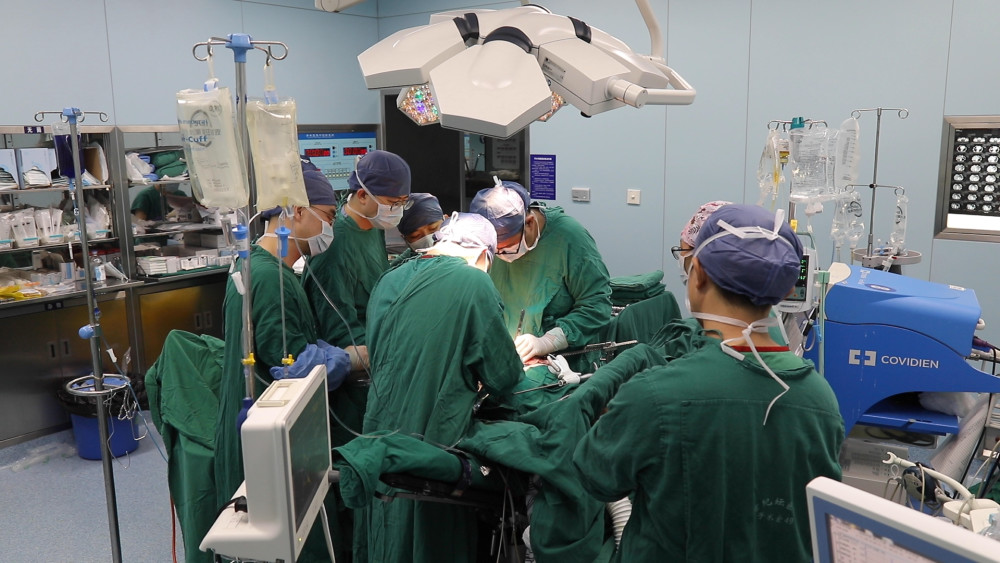 关于北京世纪坛医院、号贩子挂号_10分钟搞定，完全没有问题！肿瘤科的信息