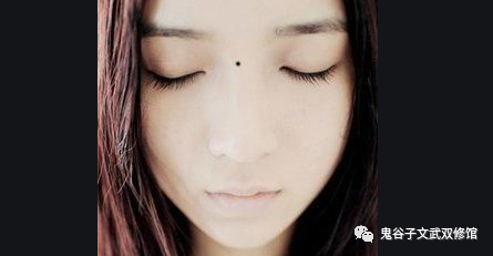 山根有痣的人其命运特征