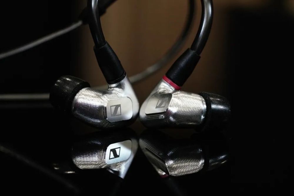 试听评测为动圈耳机带来更多的可能性评森海塞尔旗舰动圈耳塞ie900